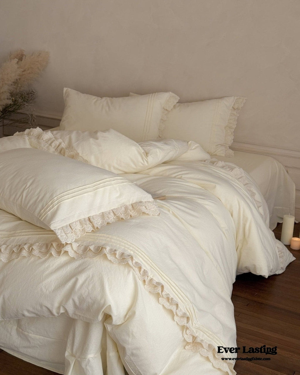 Accordion Pleated Lace Ruffled Bedding Set