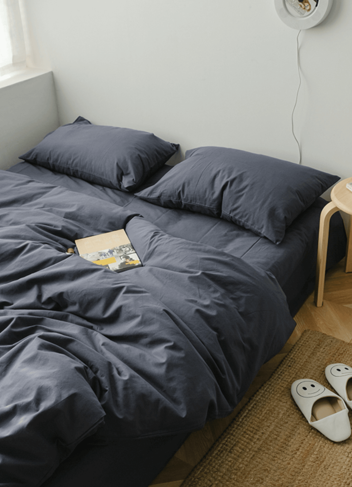 Earth Tone Bedding Set / Gray