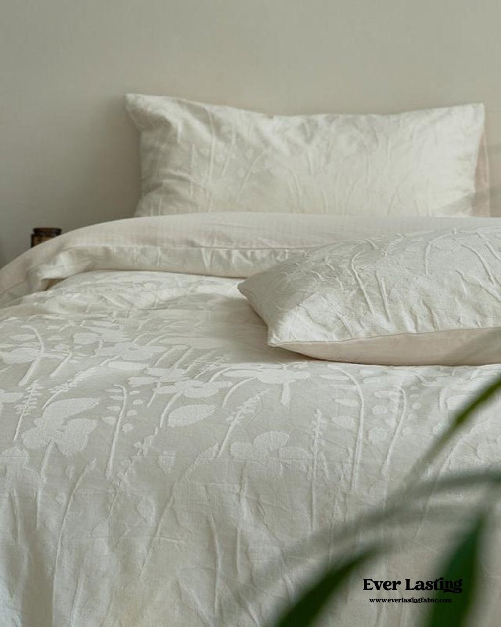 Elin Tencel Silky Jacquard Bedding Set / Bouquet