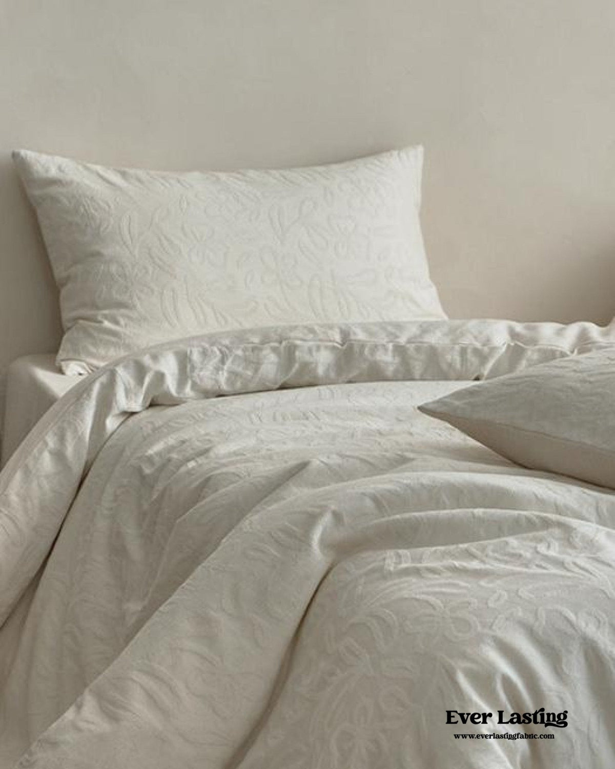Elin Tencel Silky Jacquard Bedding Set / Bouquet