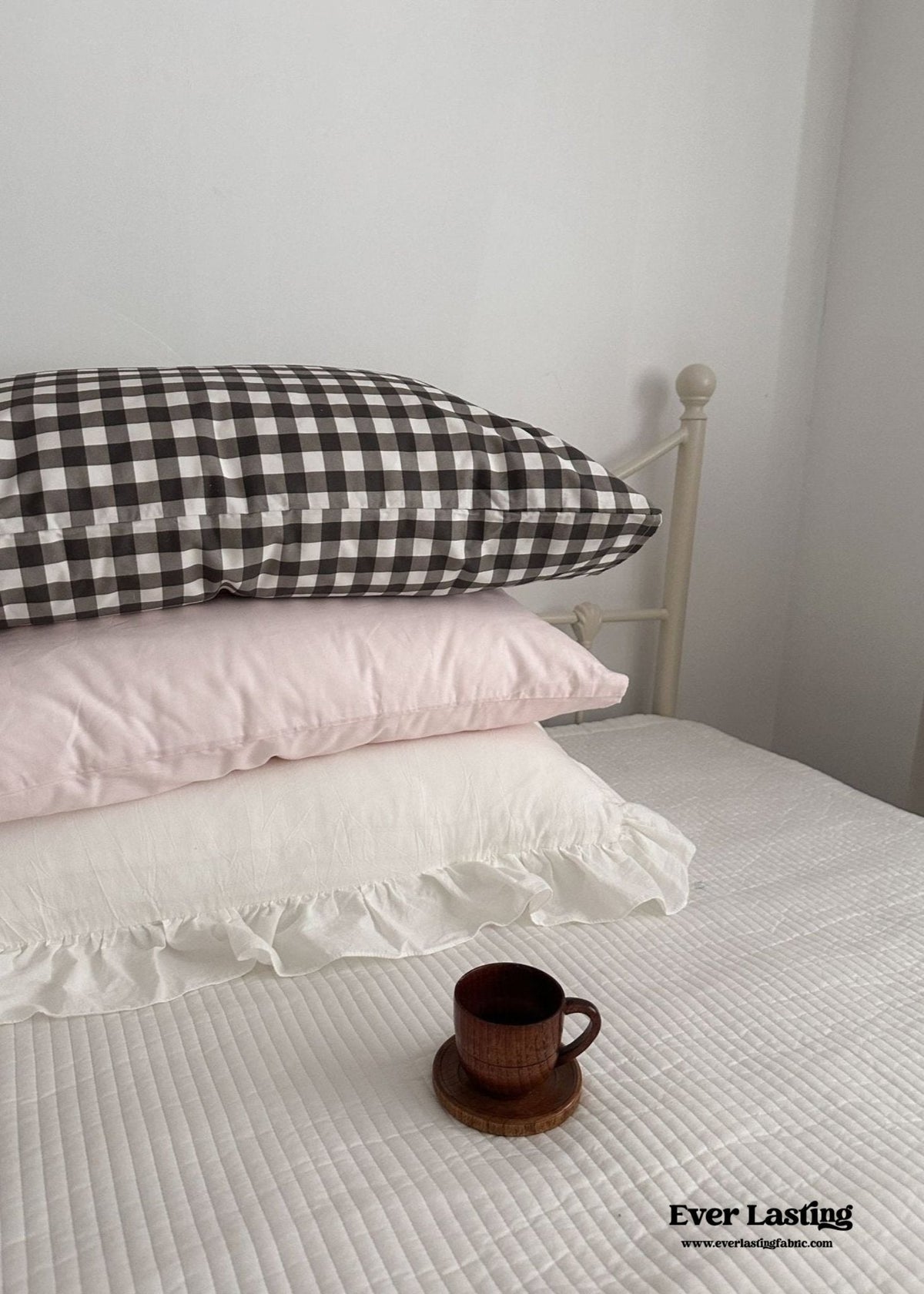 Ella Pure Cotton Pillowcases / Brown