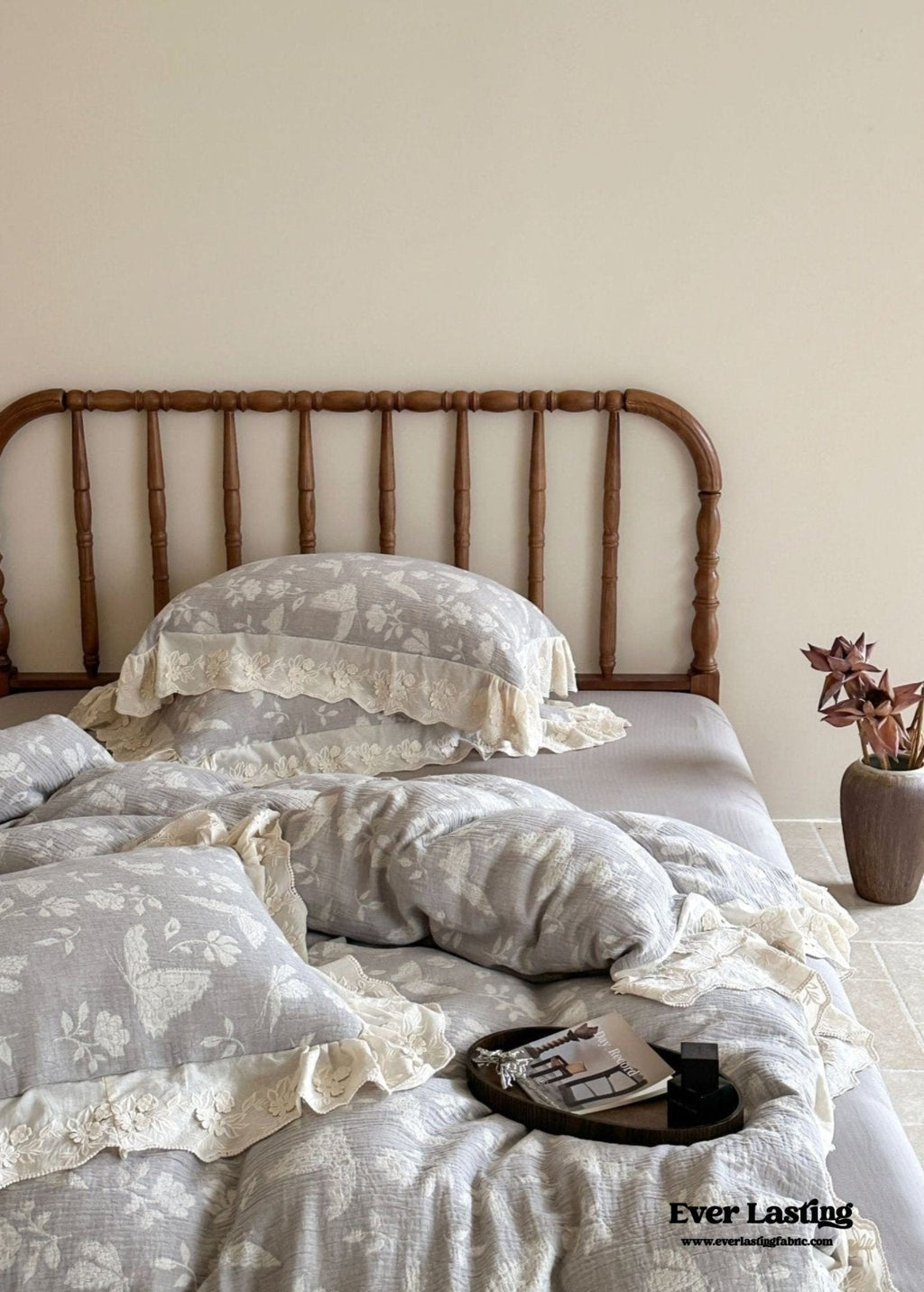 Emmeline Lace Ruffle Floral Bedding Set / White
