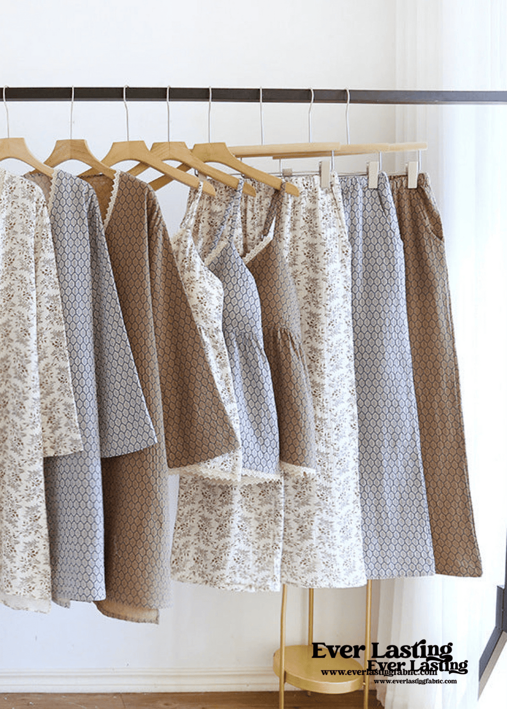 Floral V Tank and Long Pants with Cardigan Cotton Pajama Set / White