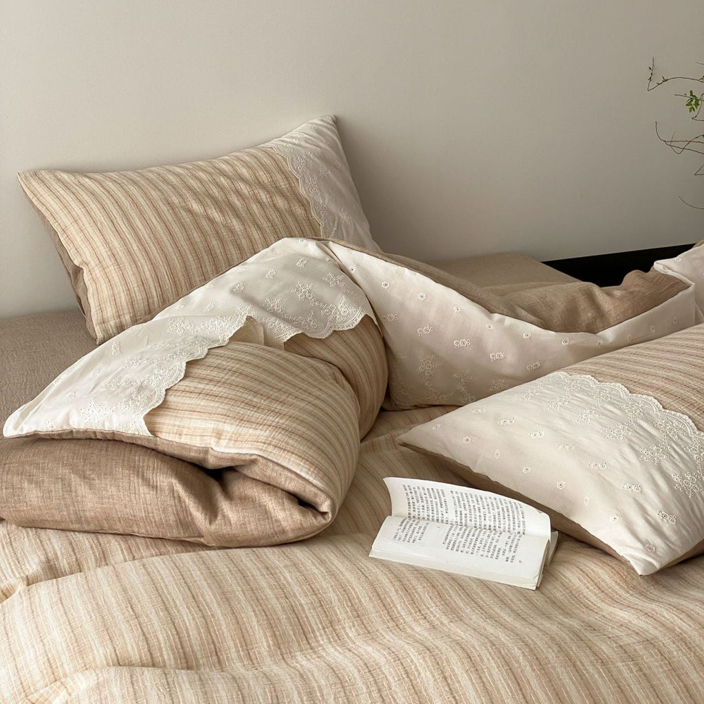 Florence Lace Double Gauze Striped Bedding Set / Brown