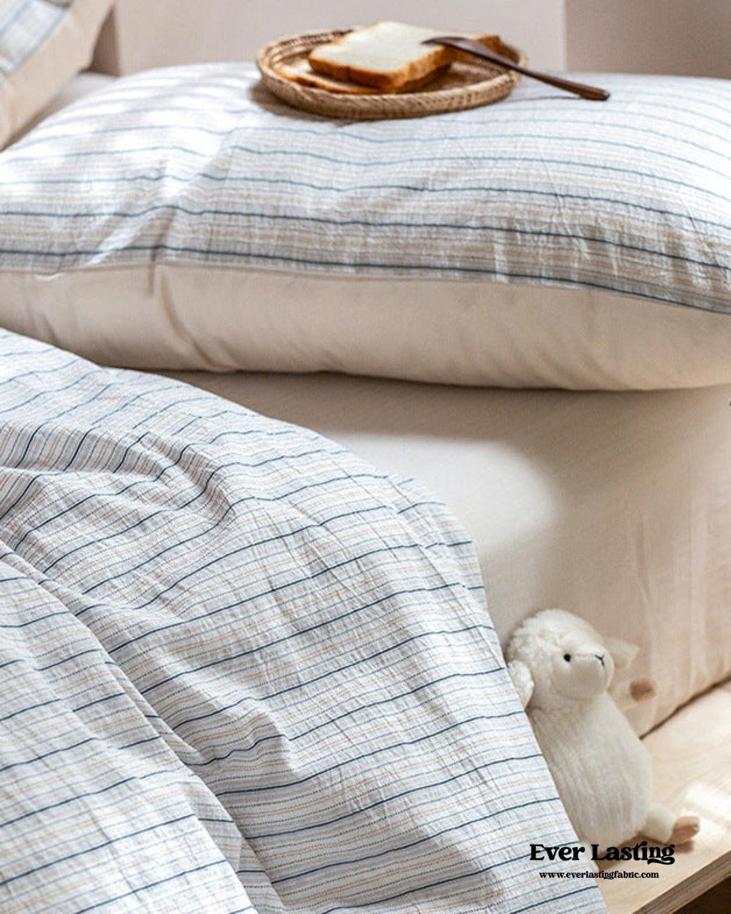 Lina Minimalist White Striped Bedding Set