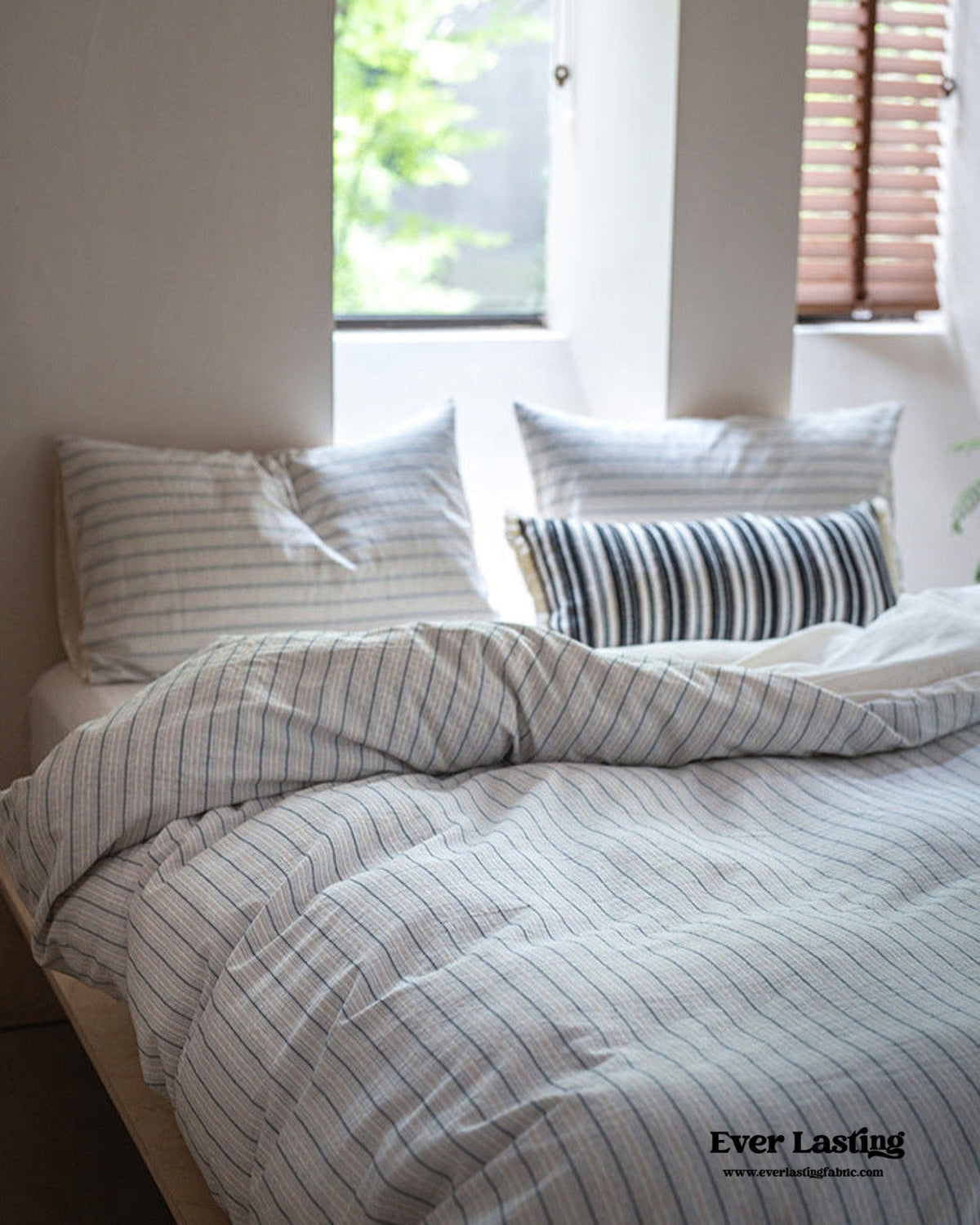 Lina Minimalist White Striped Bedding Set