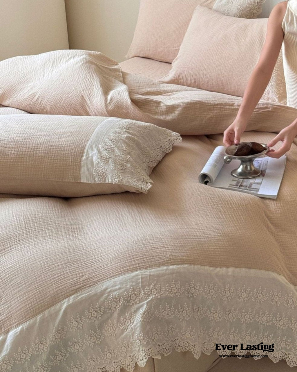 Margaux Lace Double Gauze Bedding Set / Pastel Pink