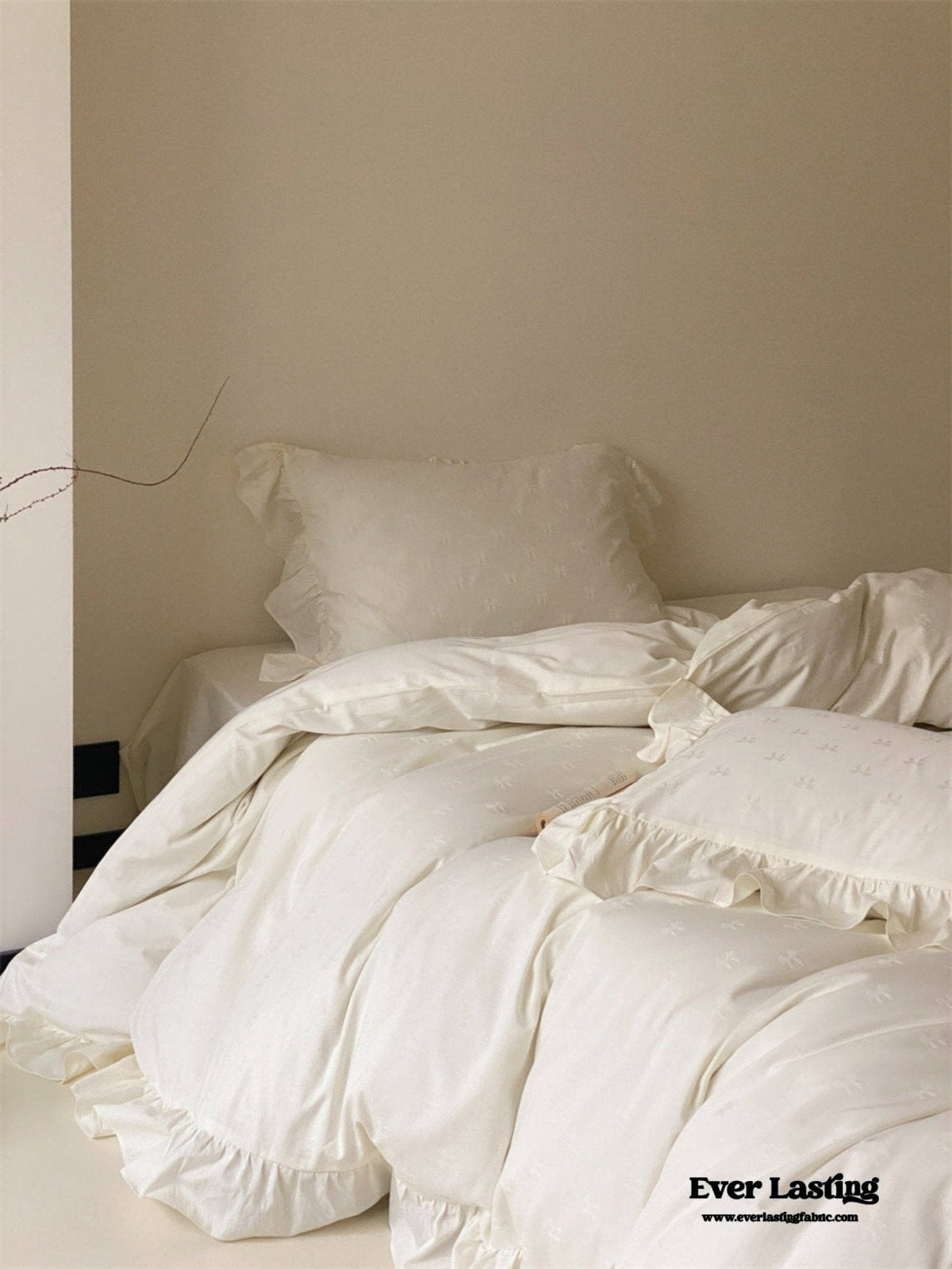 Mimi Ribbon Ruffle White Bedding Set