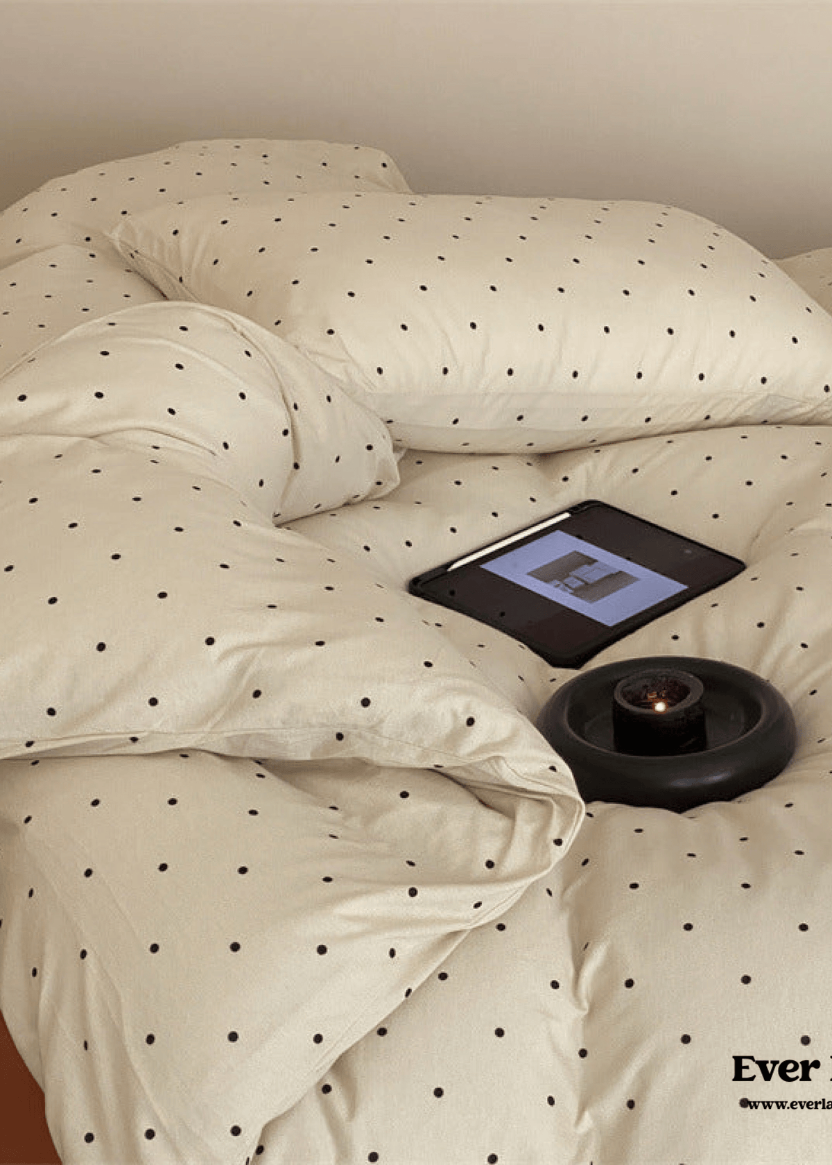 Mini Polka Dot Jersey Knit Bedding Set / Black + Pink
