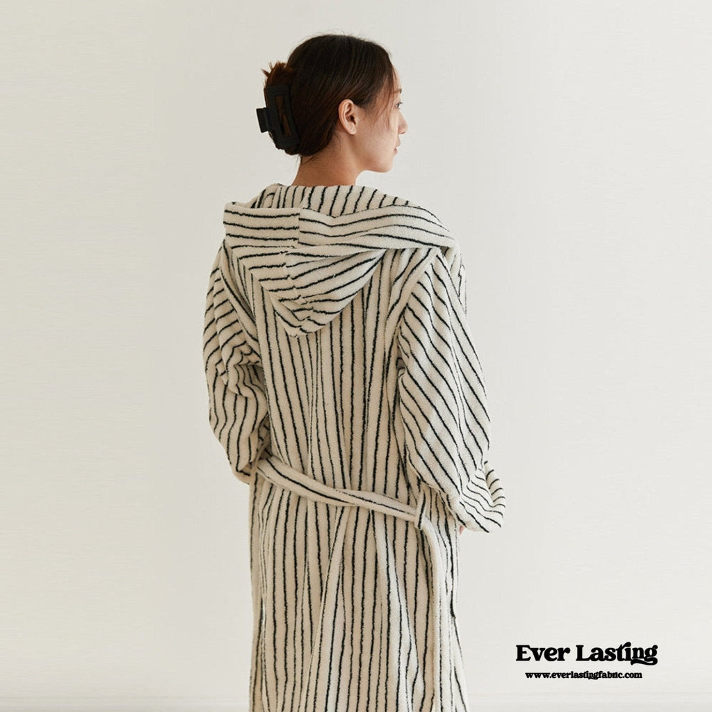 Minimalist Thin Striped Hooded Bathrobe