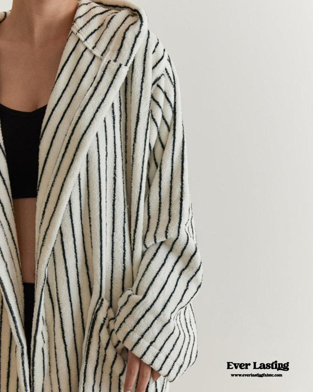 Minimalist Thin Striped Hooded Bathrobe