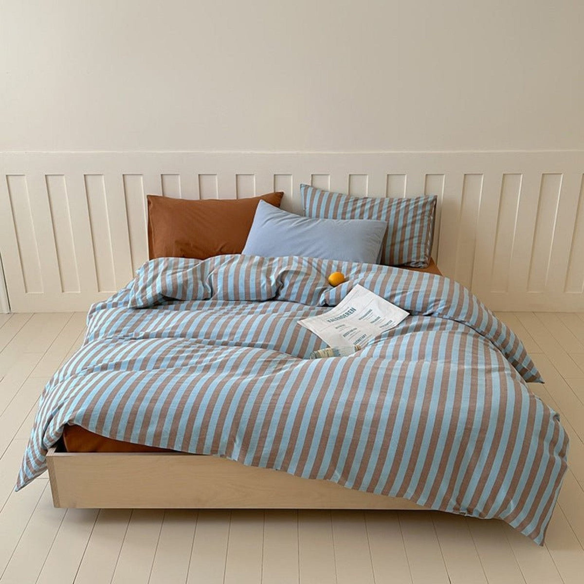 Parker Minimalist Striped Bedding Set / Pink