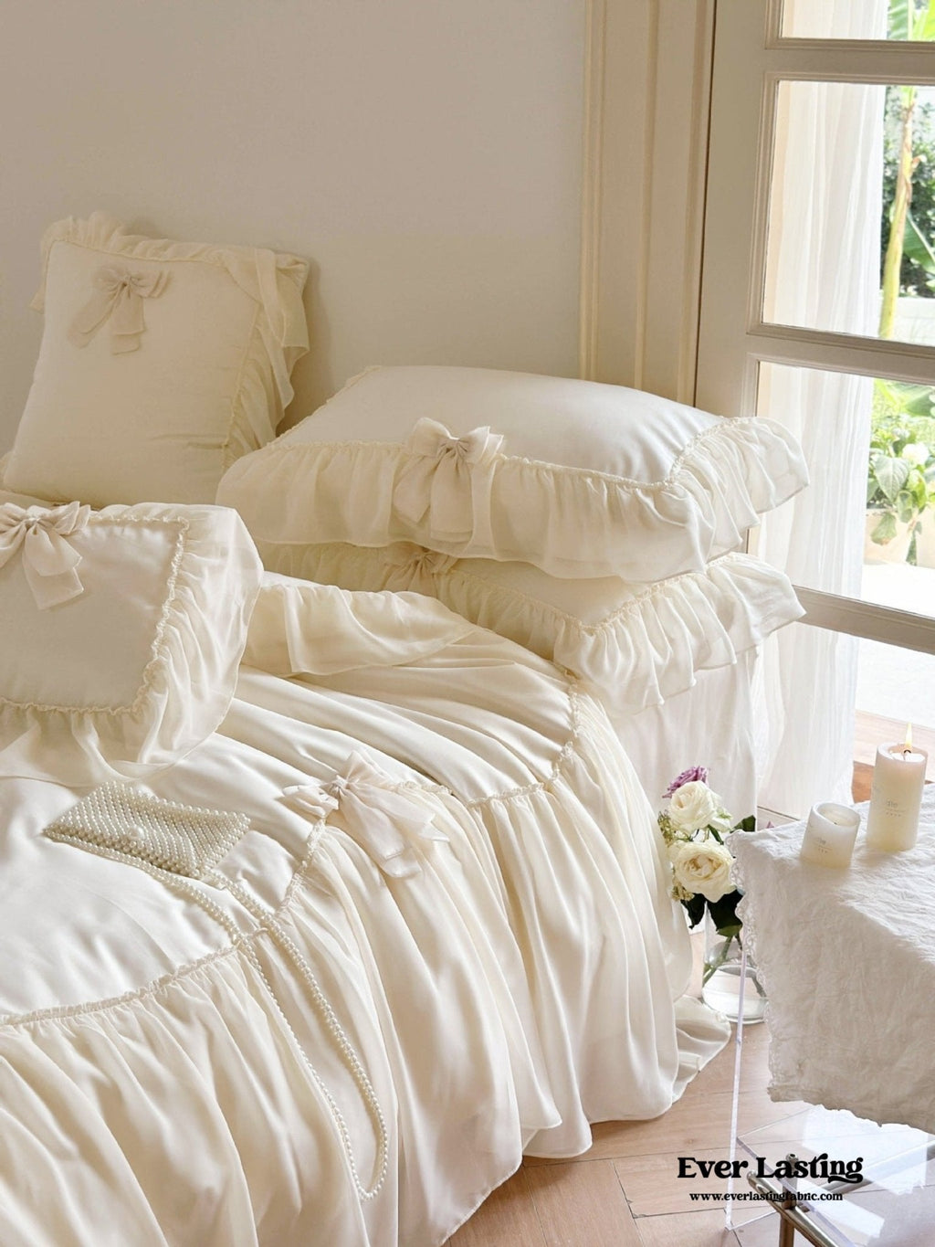 Ribbon Bow Airy Lace Bedding Set / Blue