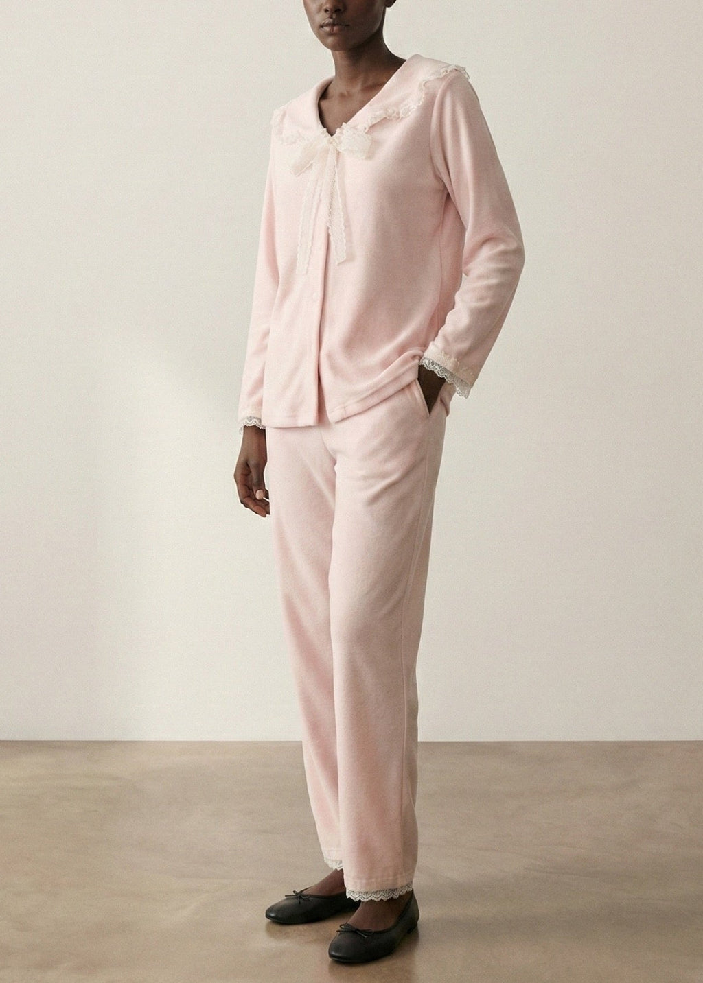 Rosy Velvet Coquette Lace Pajama Set / Pink