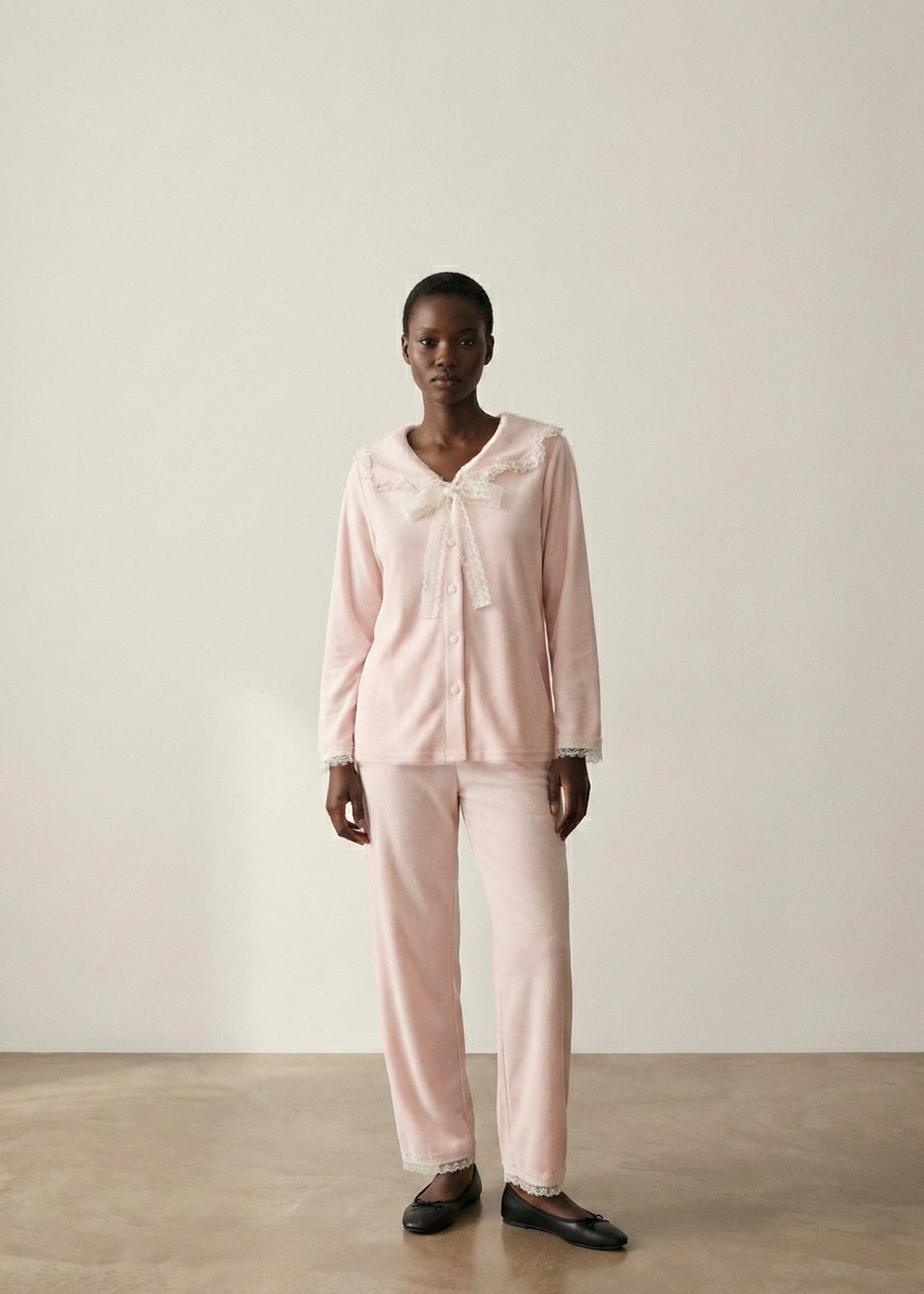 Rosy Velvet Coquette Lace Pajama Set / Pink