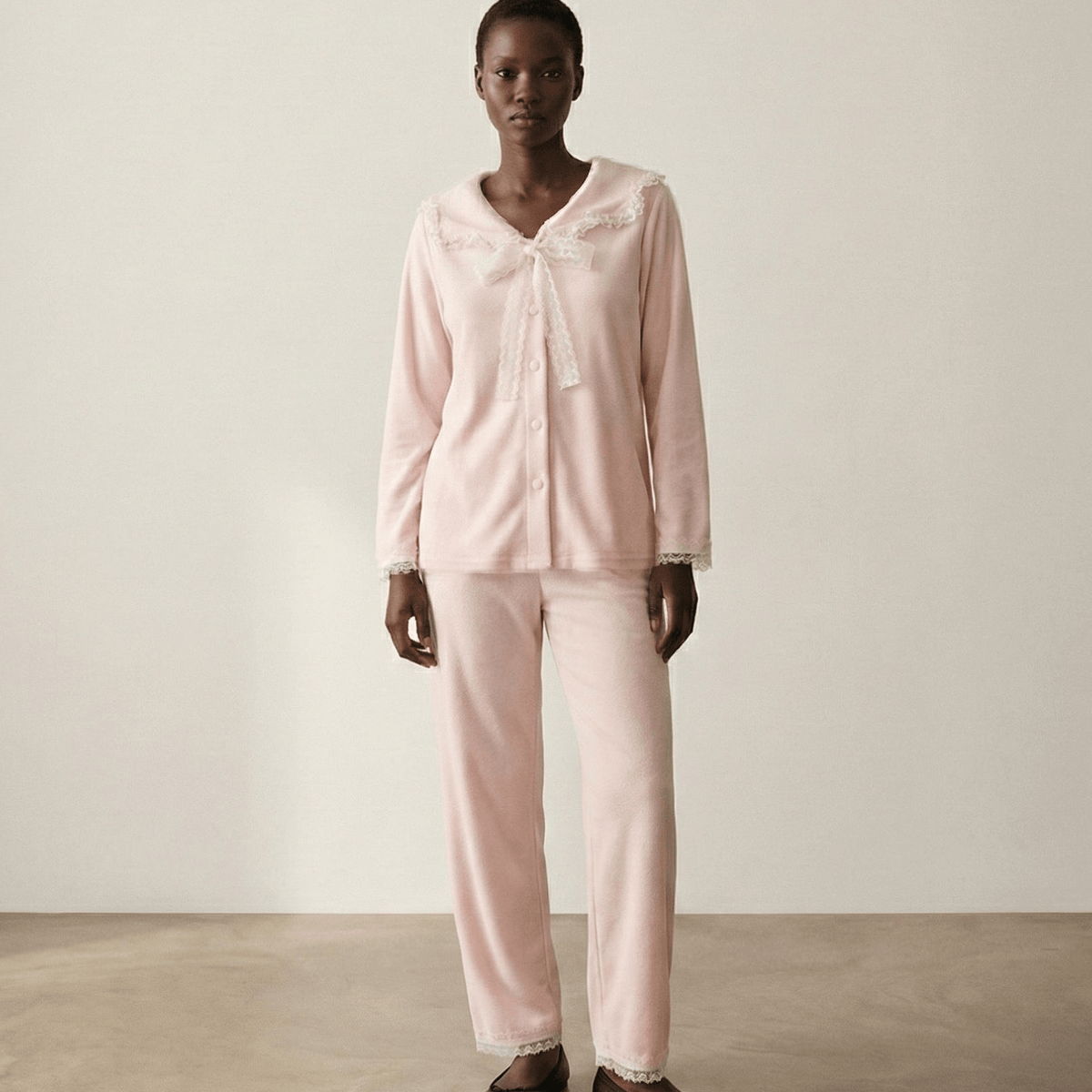 Rosy Velvet Coquette Lace Pajama Set / Pink