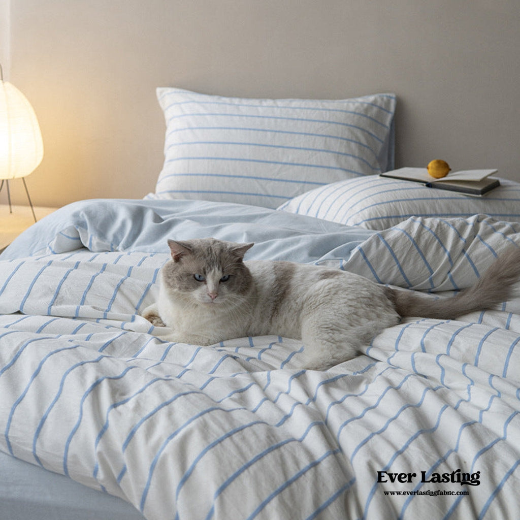 Skye Refreshing Striped Bedding Set / White