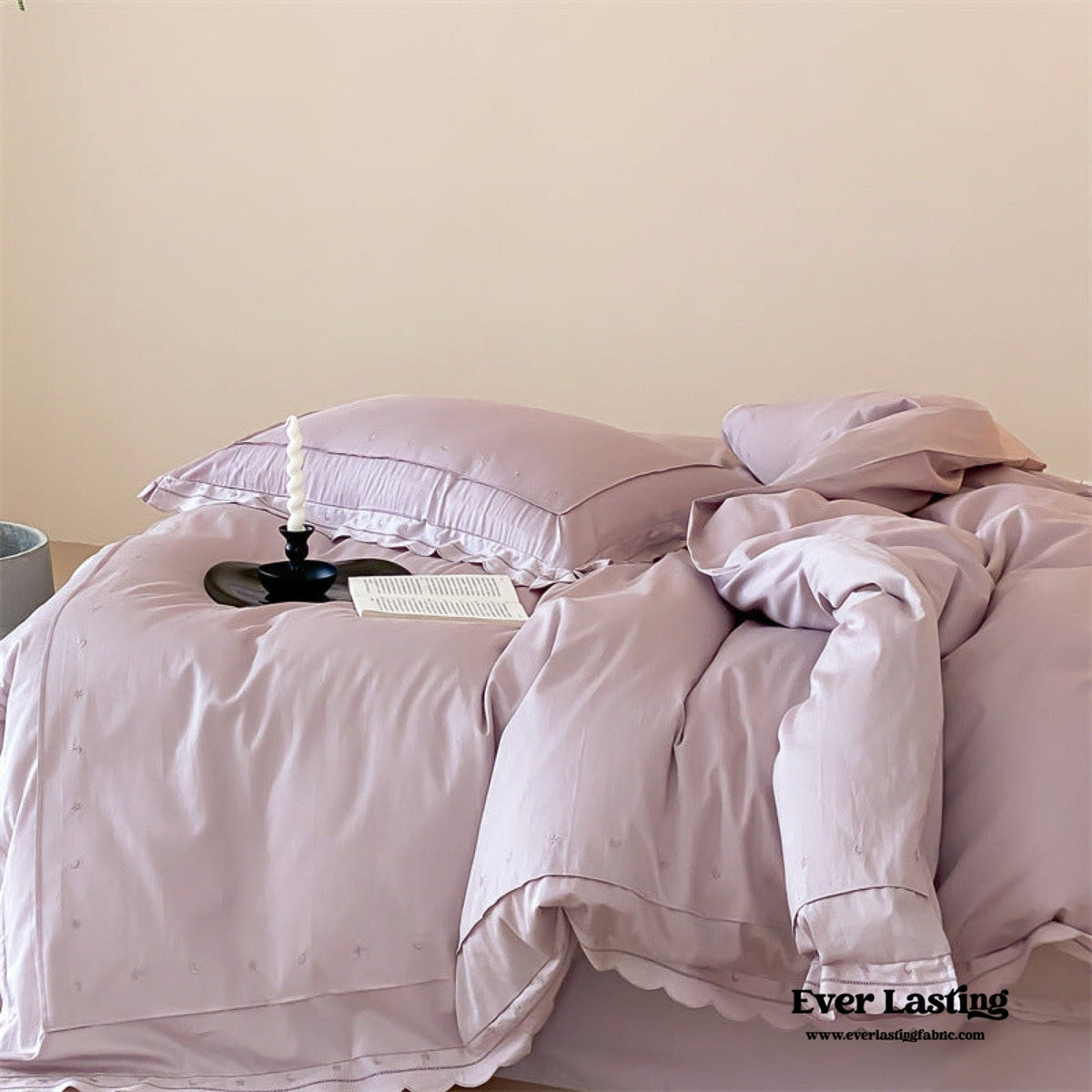 Star Gaze Short Cake Ruffle Bedding Set / Purple