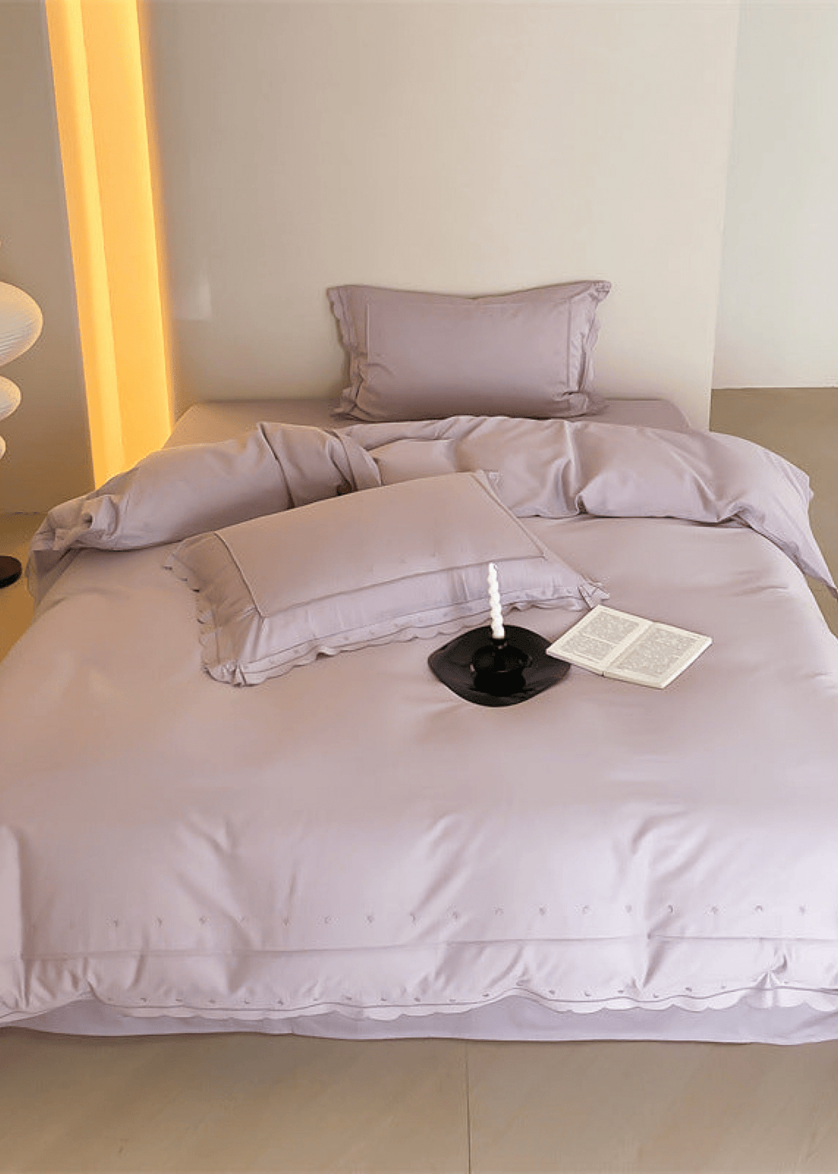 Star Gaze Short Cake Ruffle Bedding Set / White