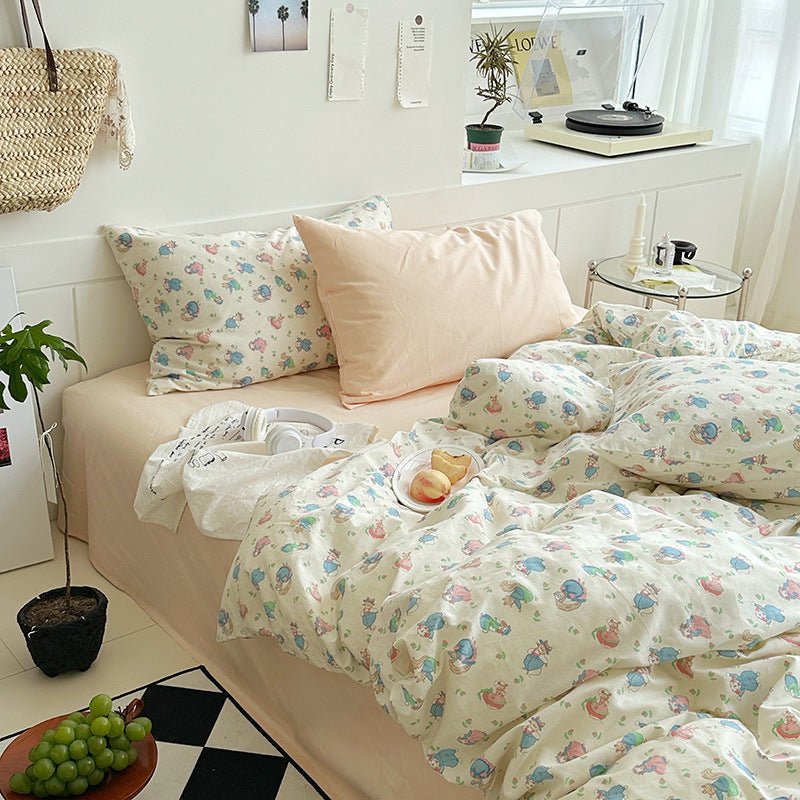 Sweet Floral Bedding Set / Cream