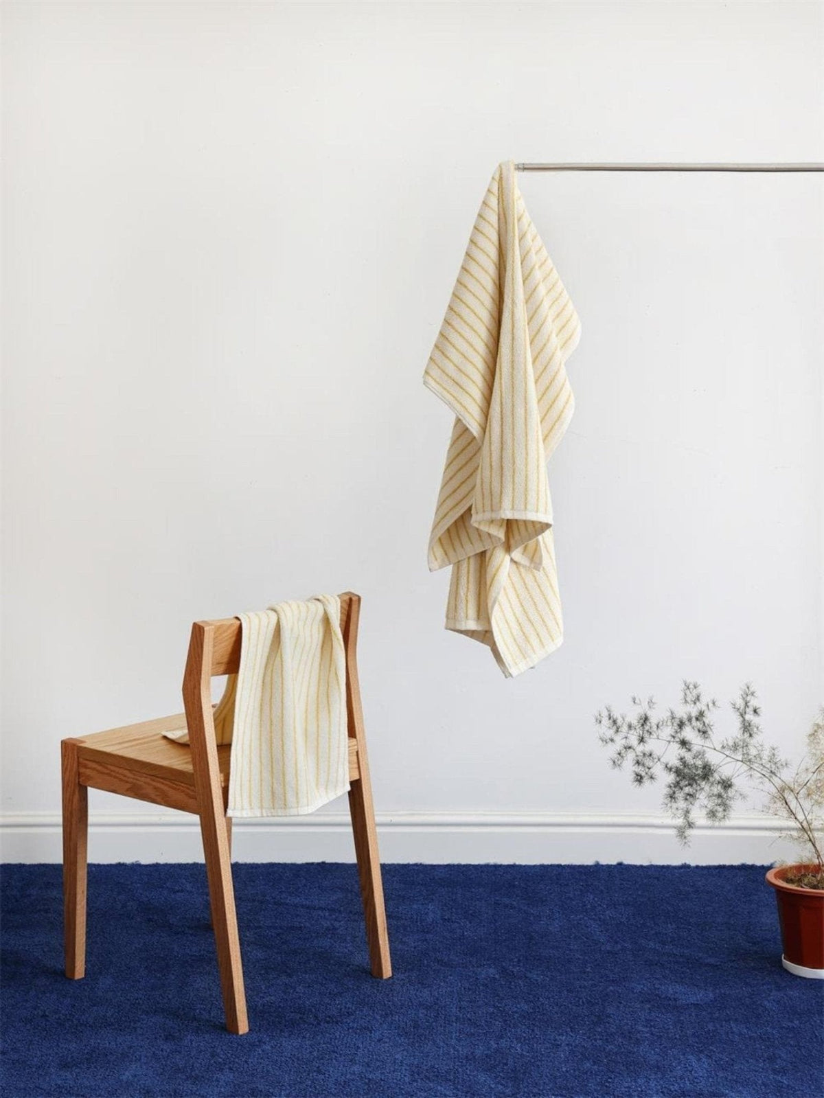 Thin Striped Towel and Bathrobe Set