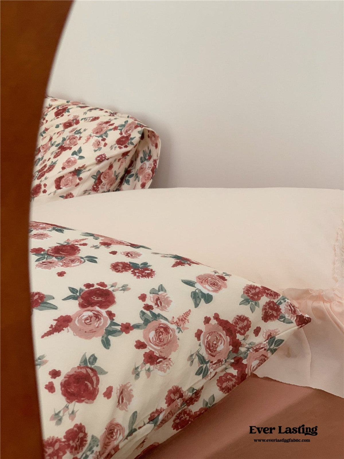 Vintage Floral Jersey Knit Bedding Set / Maroon Red