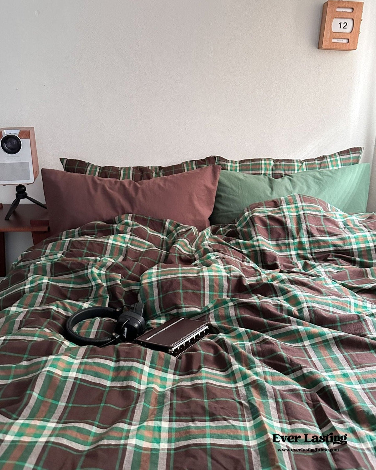 Vintage Plaid Bedding Set / Green & Brown