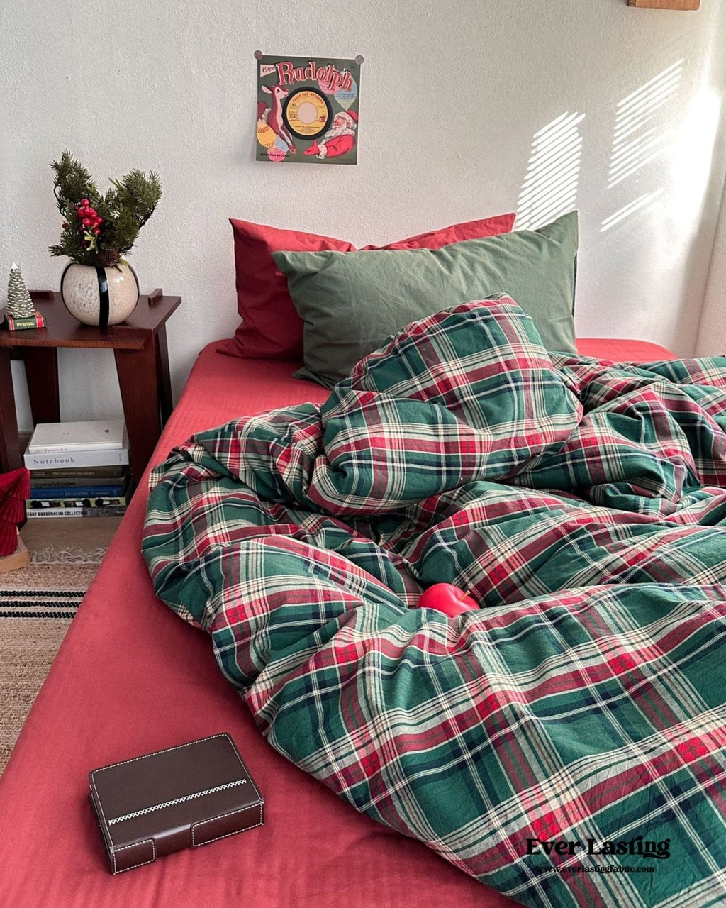 Vintage Plaid Bedding Set / Red & Green
