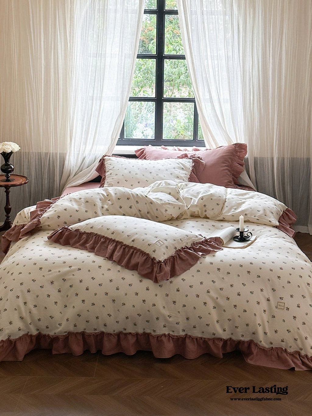 Vivienne Floral Double Gauze Bedding Set / Blush Pink