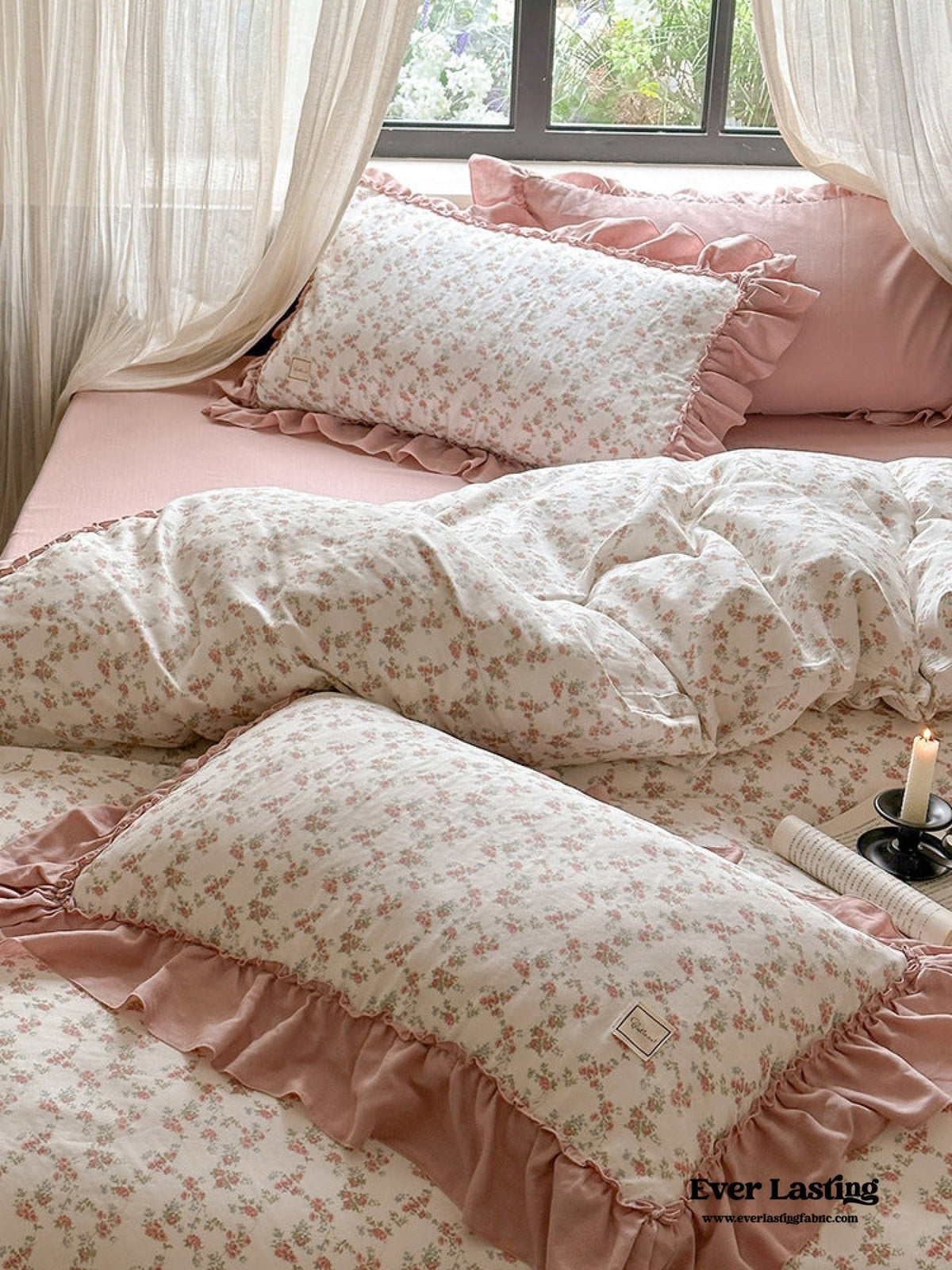 Vivienne Floral Double Gauze Bedding Set / Blush Pink